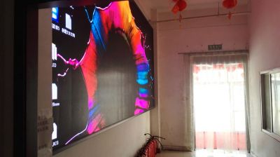 北京燕京啤酒銷售部室內P3表貼全彩顯示屏